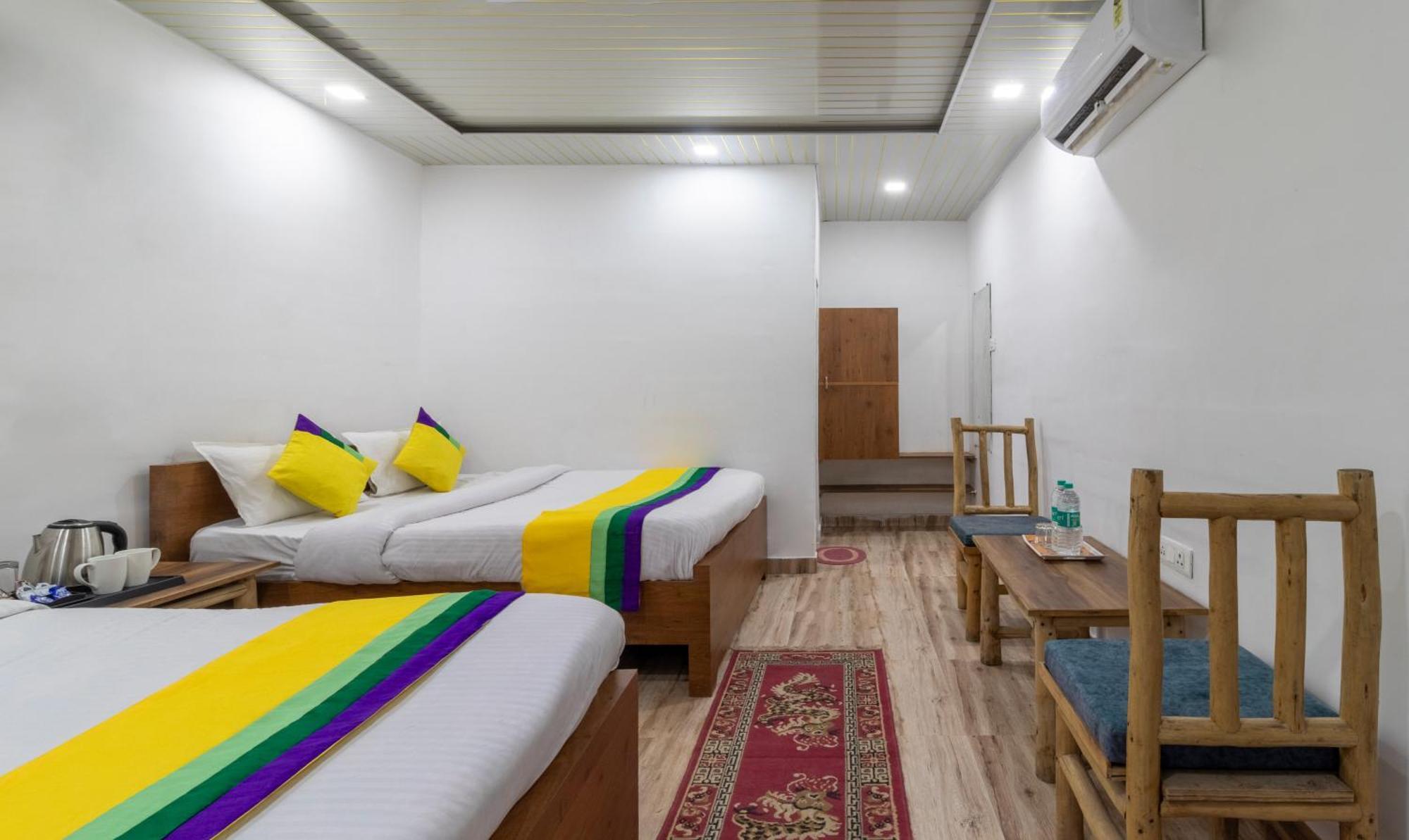 Itsy Hotels Paddler Zone With Bungee Jumping Shivpuri  Bagian luar foto