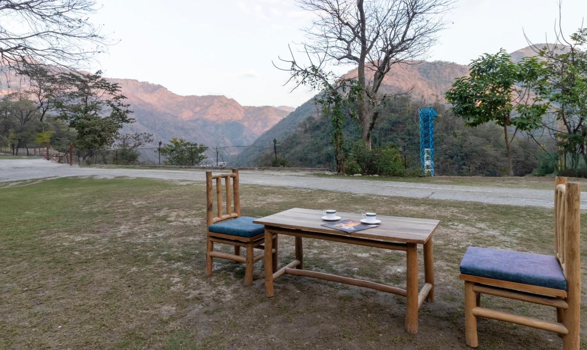 Itsy Hotels Paddler Zone With Bungee Jumping Shivpuri  Bagian luar foto